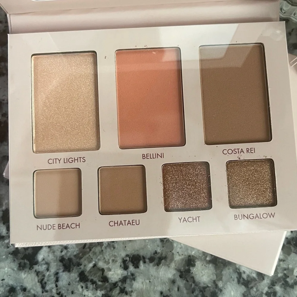 HP🥳 WANDER BEAUTY SUNKISSED GETAWAY - EYE & FACE PALETTE NEW